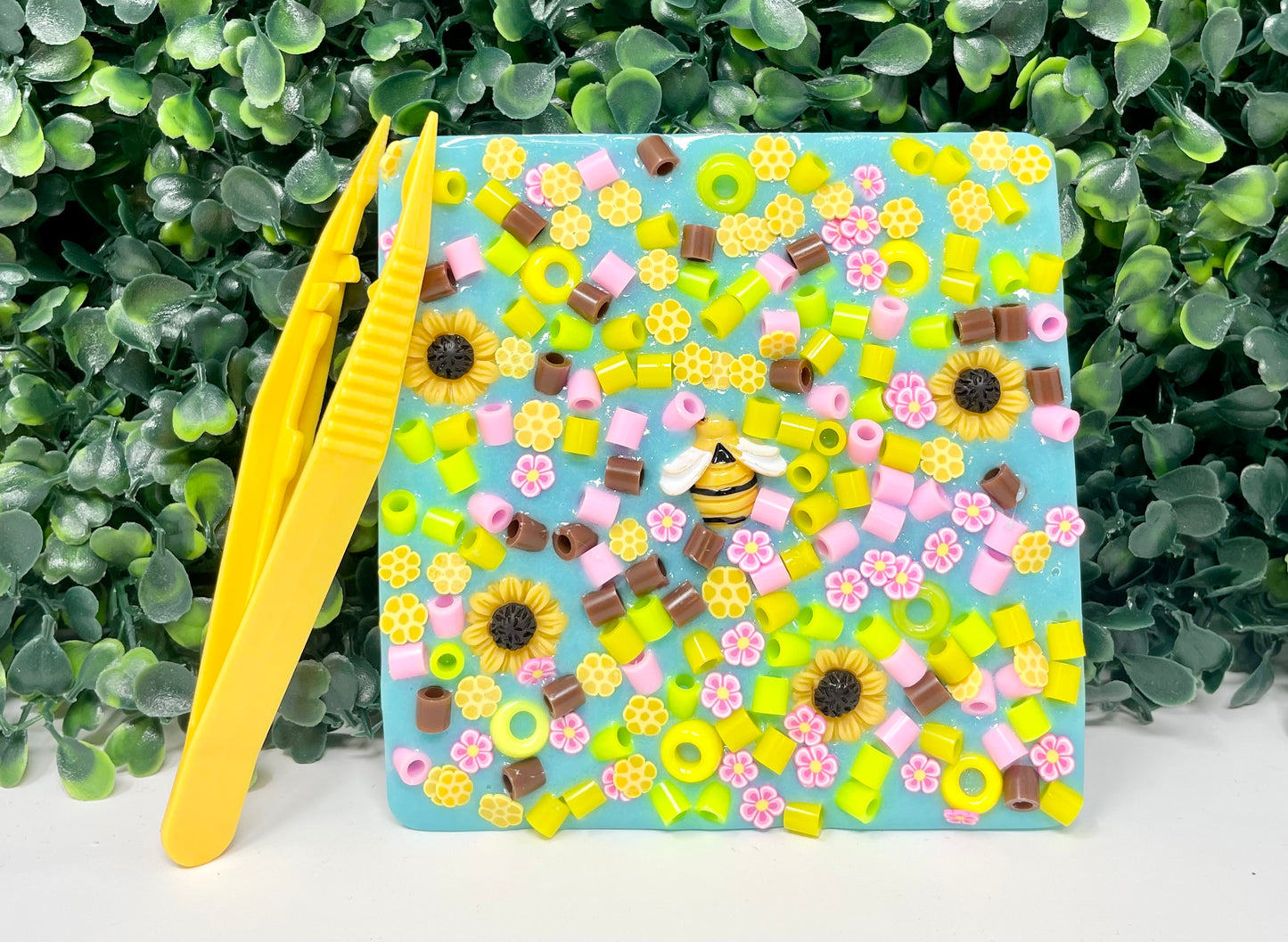 Summer Bee’s Pick Pad